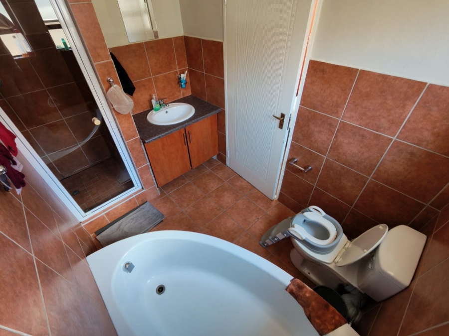 3 Bedroom Property for Sale in Lindene Northern Cape